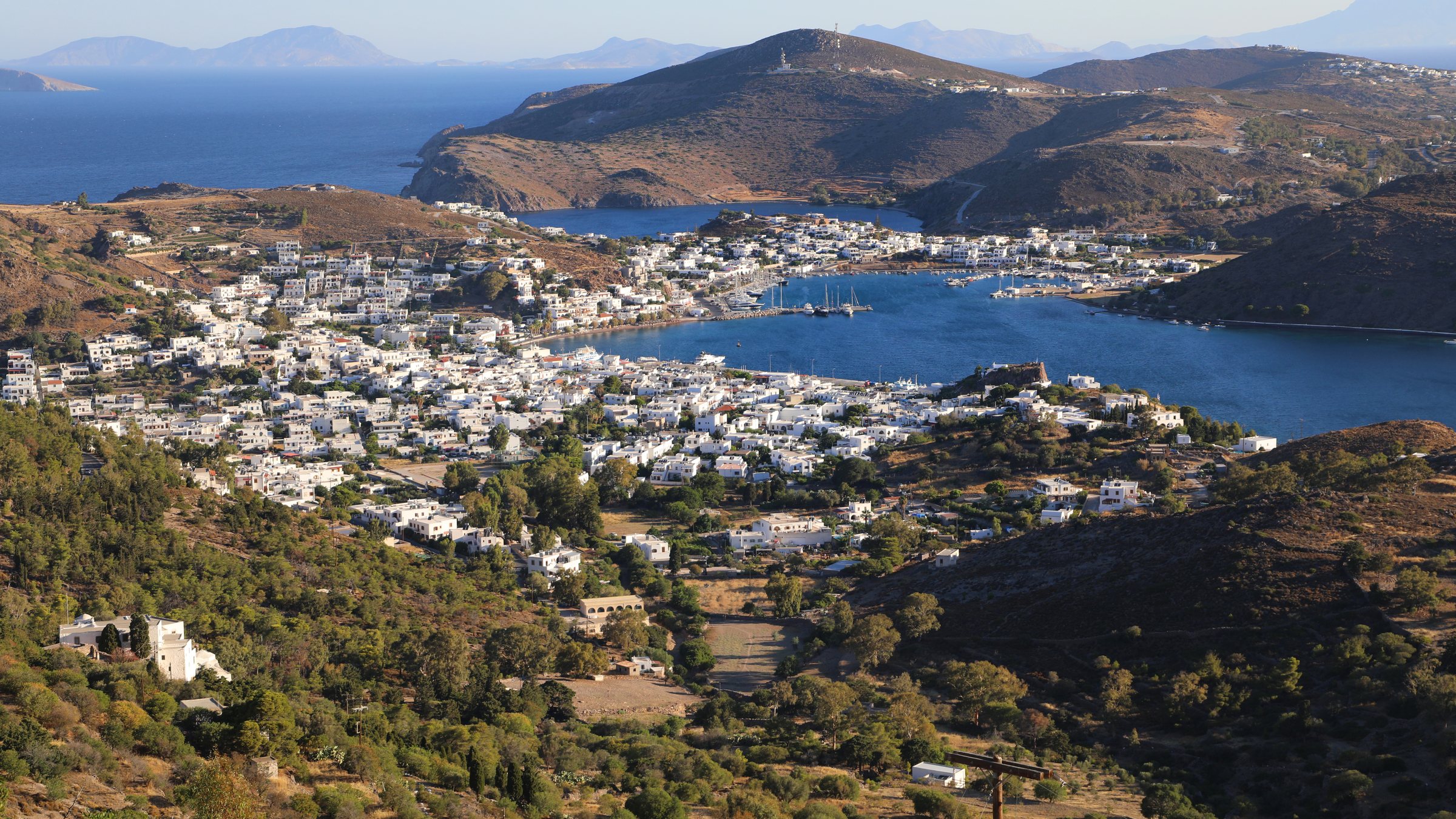 Πάτινος - Επιστροφή στο νησί της Αποκάλυψης